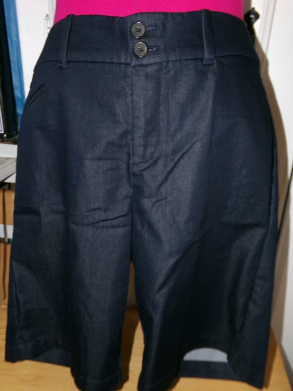 **Moving Sale** Dockers Denim Look Dressy Walking Shorts Sz 10